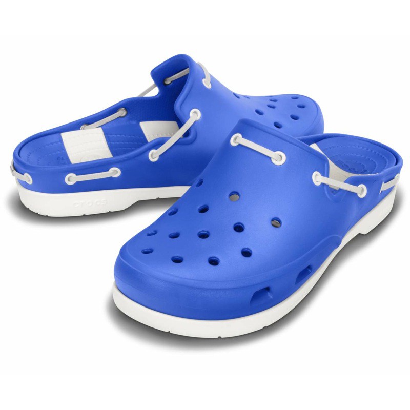clogs seaside
